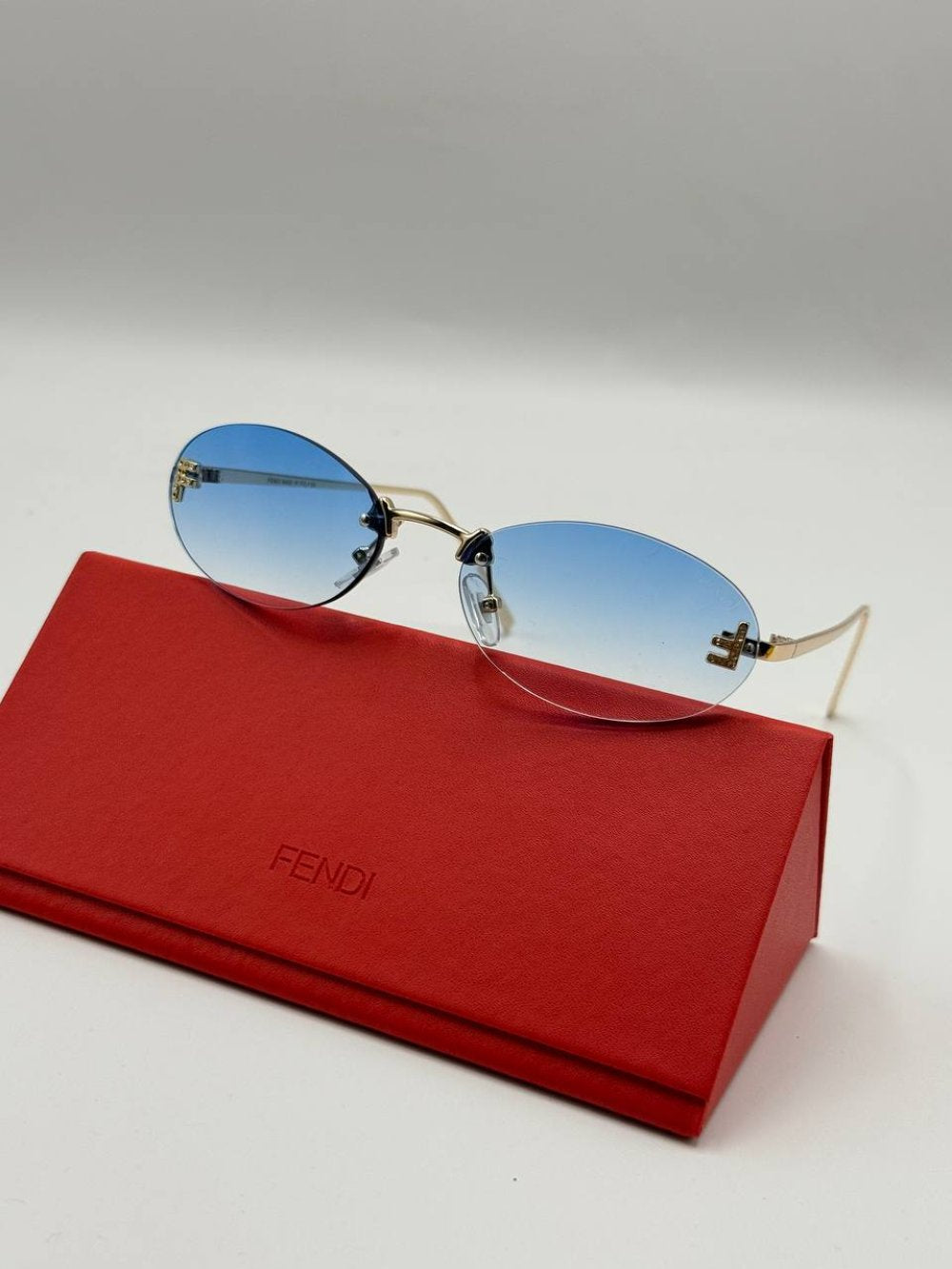 Fendi  Mavi Camlı İthal Kadın Güneş Gözlüğü  G1898