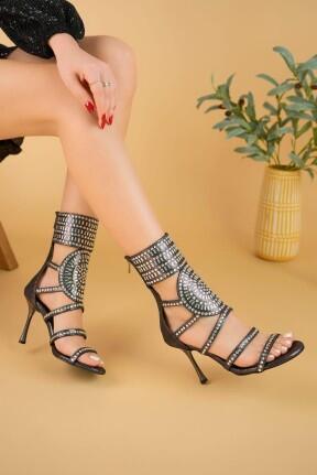 Jessi Platin Saten Boncuk İşlemeli Bootie Jessi Platin Saten Boncuk İşlemeli Bootie