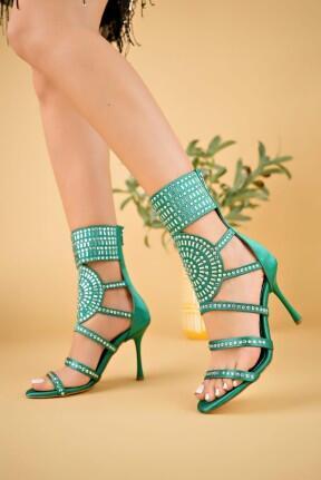 Jessi Yeşil Saten Boncuk İşlemeli Bootie Jessi Yeşil Saten Boncuk İşlemeli Bootie