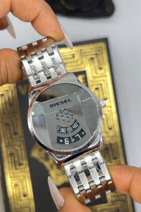 Diesel Gümüş Erkek Saat S395 Diesel Gümüş Erkek Saat S395