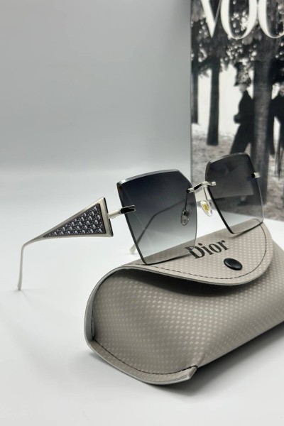 Dior Bellezza Gümüş İthal Kadın Güneş Gözlüğü G3139-EMN Dior Bellezza Gümüş İthal Kadın Güneş Gözlüğü G3139-EMN