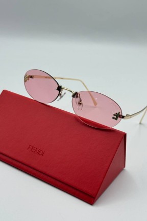 Fendi Pembe Camlı İthal Kadın Güneş Gözlüğü G1899 Fendi Pembe Camlı İthal Kadın Güneş Gözlüğü G1899