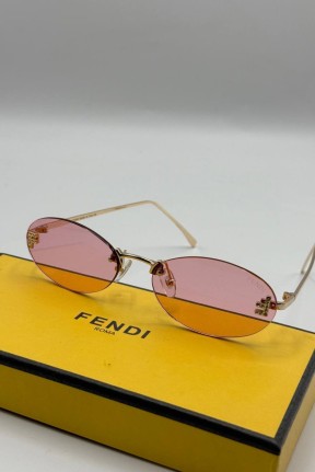 Fendi Pembe Camlı İthal Kadın Güneş Gözlüğü G1899 Fendi Pembe Camlı İthal Kadın Güneş Gözlüğü G1899