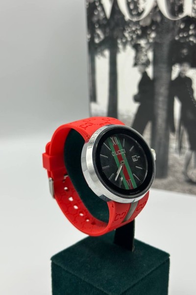Gucci Kırmızı Unisex Kol Saat S765