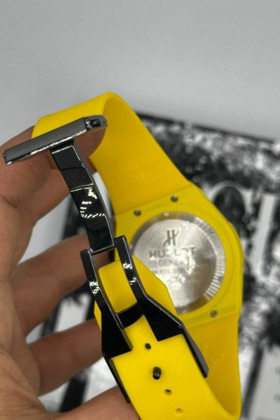 Hublot Classic Fusion Sarı Erkek Kol Saati S551 Hublot Classic Fusion Sarı Erkek Kol Saati S551