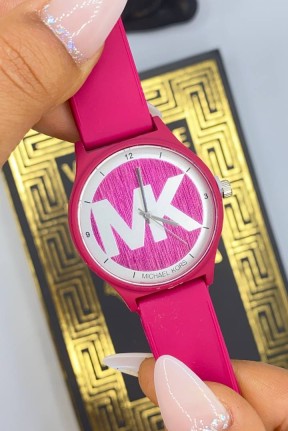 Micheal Kors Mürdüm Moru Kadın Saat S392 Micheal Kors Mürdüm Moru Kadın Saat S392