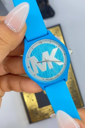 Micheal Kors Mavi Unisex Saat S393 Micheal Kors Mavi Unisex Saat S393