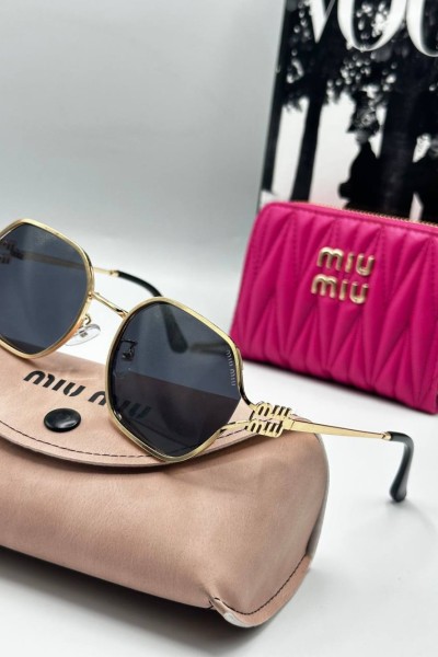 Miu Miu  İthal Kadın Güneş Gözlüğü  G1850-VLL